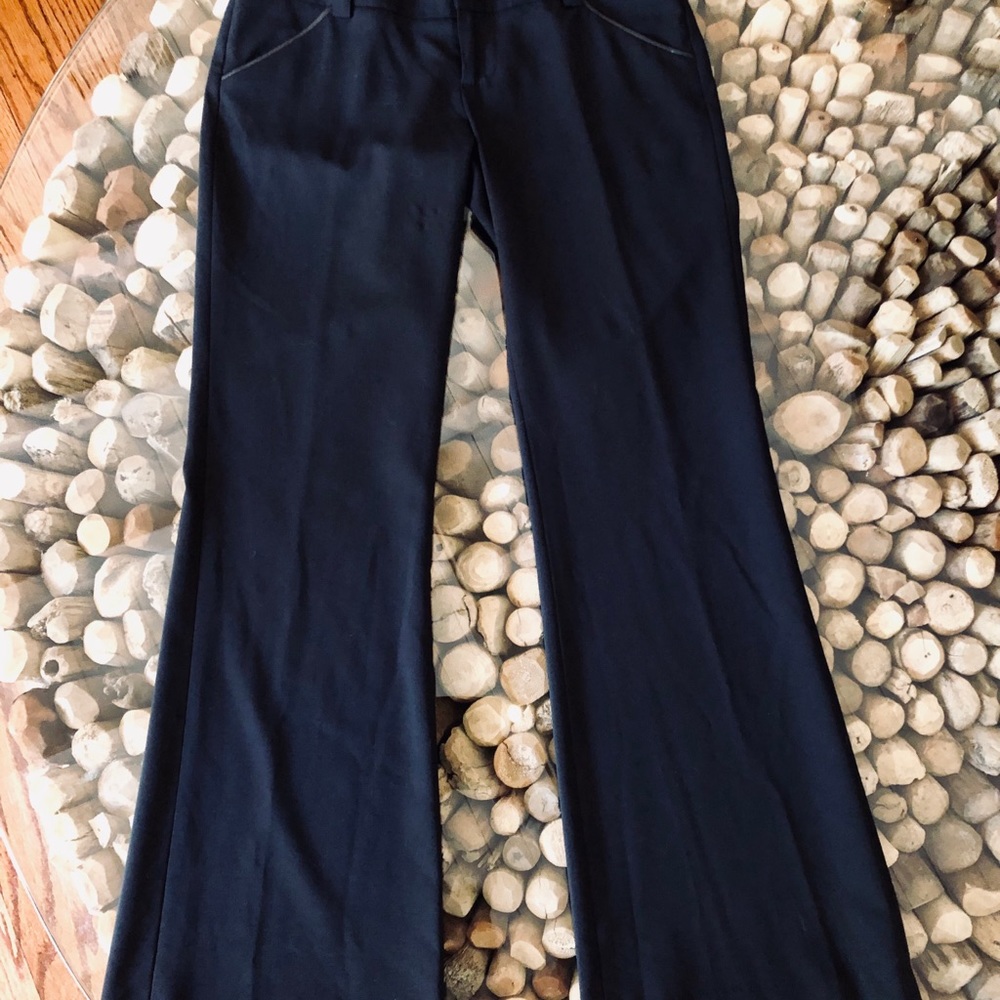 Alice and Olivia Low Rise Leather Trim Trousers - Picture 2 of 6